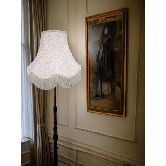 Cream French Lace Scalloped Fabric Lampshades